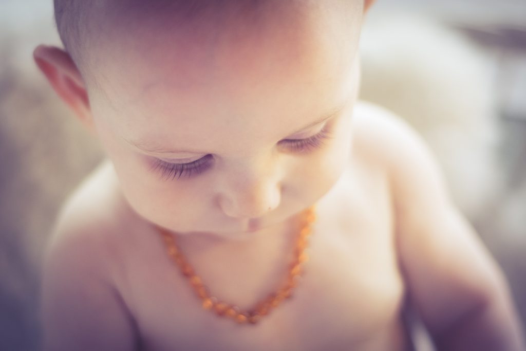 How do Amber Teething Necklaces Work